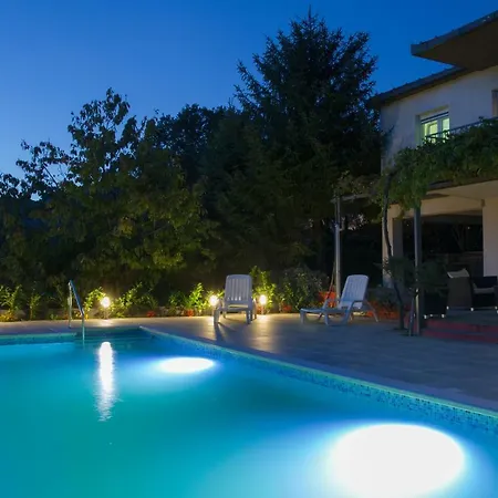 Villa Maria With Heated Pool And Hot Tub Green Paradise *